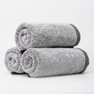 Ormire POPCORN | Serviette de bain structurée 140×70 cm 600 g/m²