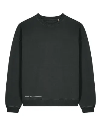 Unisex oversized sweatshirt with vintage wash